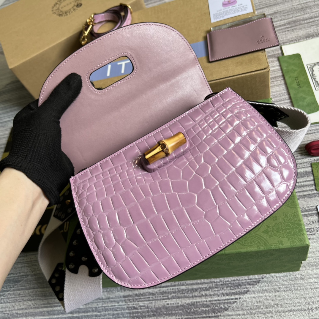 Gucci Satchel Bags